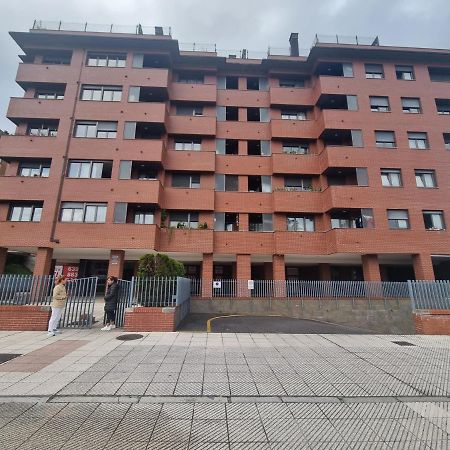 奥维耶多Piso Zona Hospital 6 Personas公寓 外观 照片